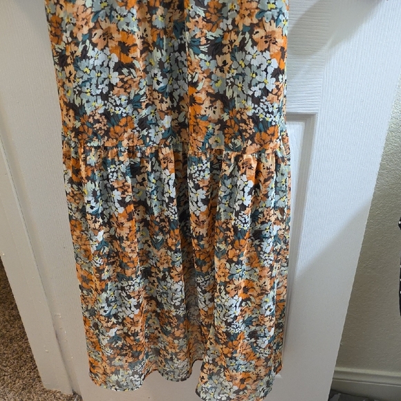 LC Lauren Conrad Autumn Floral Maxi Wrap Dress Size M - Picture 8 of 10